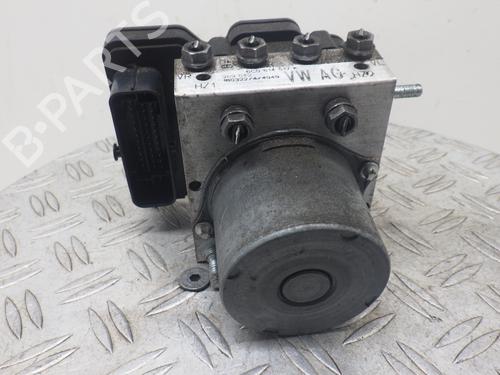 Used ABS pump SKODA FABIA III (NJ3) 1.2 TSI (110 hp) 23043387