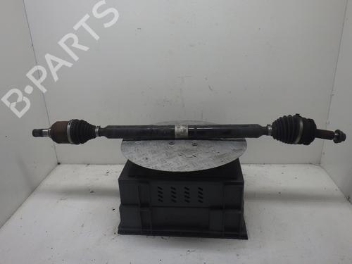 Used Right front driveshaft HYUNDAI i30 Estate (GD) 1.6 CRDi (110 hp) 25881053