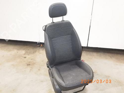 Used Right front seat OPEL CORSA D (S07) 1.2 (L08, L68) (69 hp) 23885182