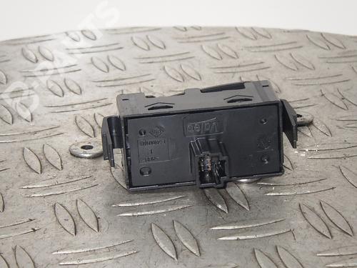 Warning switch DACIA SANDERO II TCe 90 (B8M1, B8MA, B8AC) | BP8241054I22 