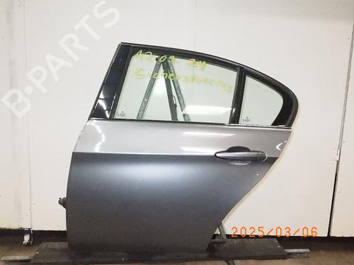 Used Left rear door BMW 3 (E90) 320 d (184 hp) 24129127
