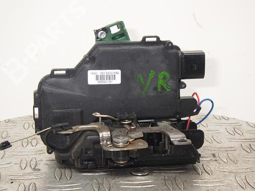 Serrure avant droite VW PASSAT B5.5 (3B3) 2.0 TDI (136 hp) 5796714