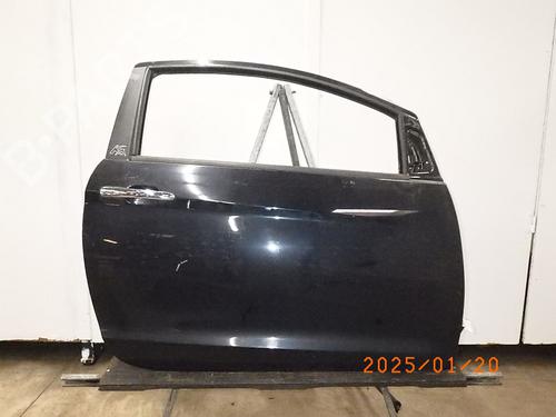 Used Right front door FORD KA (RU8) 1.2 (69 hp) 21760337