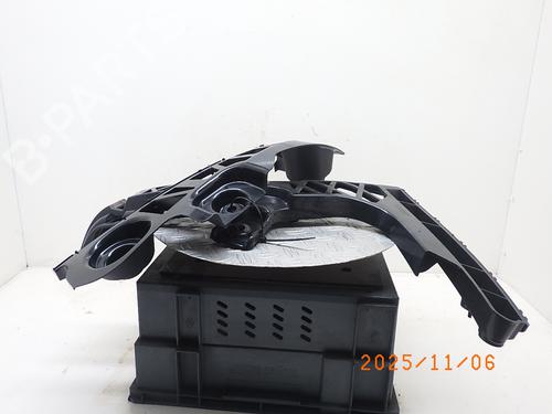 Used Rear bumper bracket MERCEDES-BENZ CLA Shooting Brake (X118) CLA 200 (118.687) (163 hp) 30159054