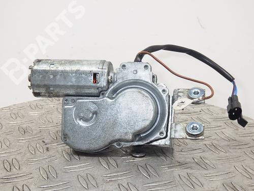 Used Rear wiper motor OPEL CORSA B (S93) 1.4 i (F08, F68, M68) (60 hp) 9517371