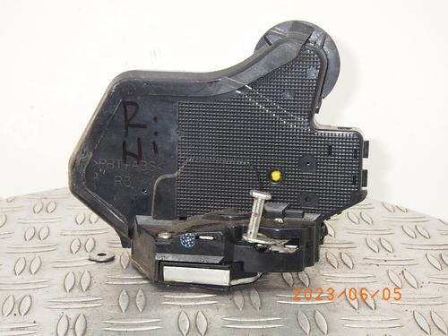 Used Rear right lock SUZUKI GRAND VITARA II (JT, TE, TD) 1.9 DDiS All-wheel Drive (JT419, TD44, JB419WD, JB419XD,... (129 hp) 13411707