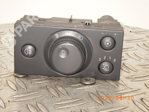 Used Headlight switch OPEL MERIVA A MPV (X03) 1.6 (E75) (87 hp) 10278872