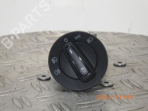 Used Headlight switch SKODA FABIA III Estate (NJ5) 1.0 TSI (95 hp) 17437735