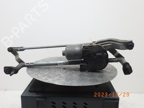 Used Front wipers mechanism VW GOLF VII (5G1, BQ1, BE1, BE2) 1.2 TSI (110 hp) 16223944