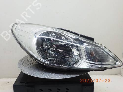 Used Right headlight HYUNDAI i10 I (PA) 1.1 (67 hp) 27617812