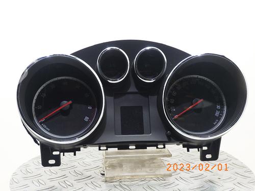 Used Instrument cluster OPEL ASTRA J (P10) 1.4 (68) (100 hp) 11813827