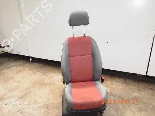 Used Right front seat SKODA FABIA II (542) 1.2 12V (60 hp) 12535904