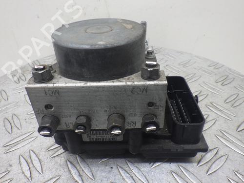 Used ABS pump FIAT PUNTO (199_) 1.2 (199AXZ1A, 199BXZ1A) (69 hp) 26172106