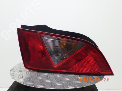 Used Right taillight SEAT Mii (KF1, KE1) 1.0 (75 hp) 12216902