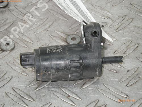 Used Washer pump FIAT GRANDE PUNTO (199_) 1.4 (199AXB11, 199AXB1A, 199BXB1A, 199AXL1A) (77 hp) 14753392