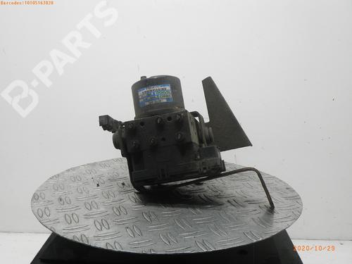 Used ABS pump HYUNDAI SANTA FÉ I (SM) 2.0 (135 hp) 2986157