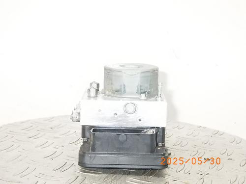 ABS Bremseaggregat RENAULT CAPTUR I (J5_, H5_) 0.9 TCe 90 (90 hp) 26326139