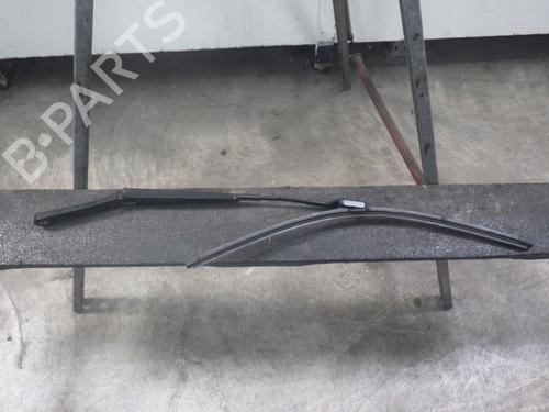 Used Front windshield wiper arm VW POLO V (6R1, 6C1) 1.2 (60 hp) 26381375