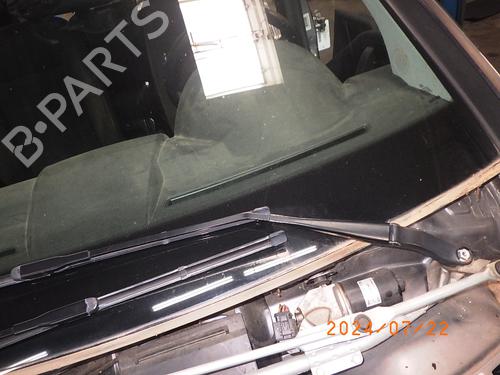 Used Front windshield wiper arm MERCEDES-BENZ A-CLASS (W169) A 150 (169.031, 169.331) (95 hp) 19035277
