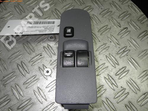 Used Switch MITSUBISHI COLT VI (Z3_A, Z2_A) 1.1 (Z31A, Z32A) (75 hp) 4675210