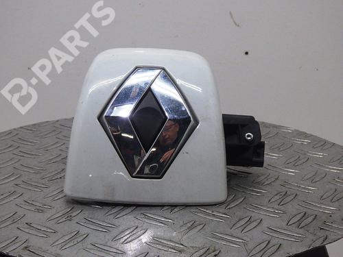 Achterklep Handgreep RENAULT CLIO II (BB_, CB_) 1.2 (BB0A, BB0F, BB10, BB1K, BB28, BB2D, BB2H, CB0A,... (58 hp) 8211189