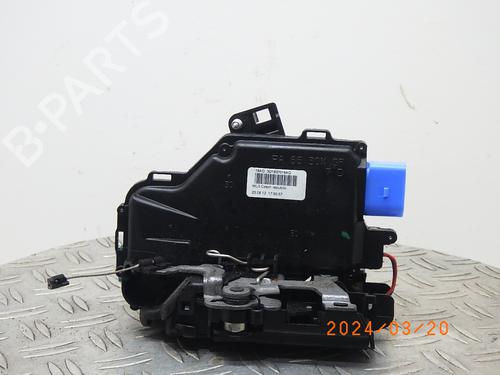 Used Front right lock VW TOURAN (1T3) 1.6 TDI (105 hp) 17211370