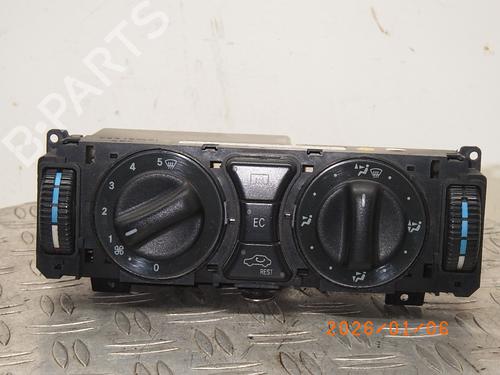 Used Climate control MERCEDES-BENZ C-CLASS (W202) C 220 CDI (202.133) (125 hp) 31298747