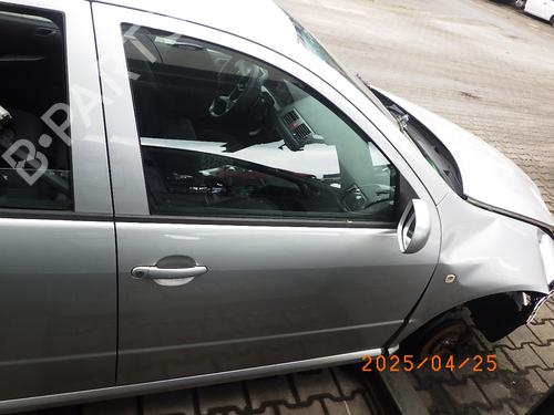 Used Right front door SKODA FABIA I (6Y2) 1.4 16V (75 hp) 25447910