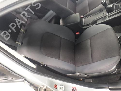 Used Right front seat MAZDA 3 (BK) 1.6 (BK14) (105 hp) 27578419