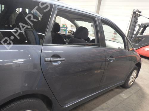 Right rear door MITSUBISHI GRANDIS (NA_W) 2.0 DI-D (NA8W) | BP28032767C5 