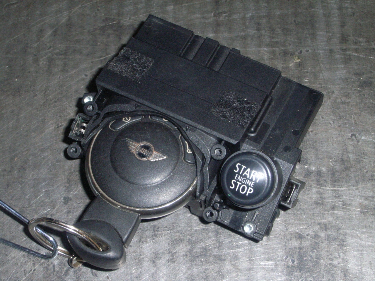 Mini R56 Reverse Light Switch Used Switch MINI MINI (R56) One 2553170 | B-Parts