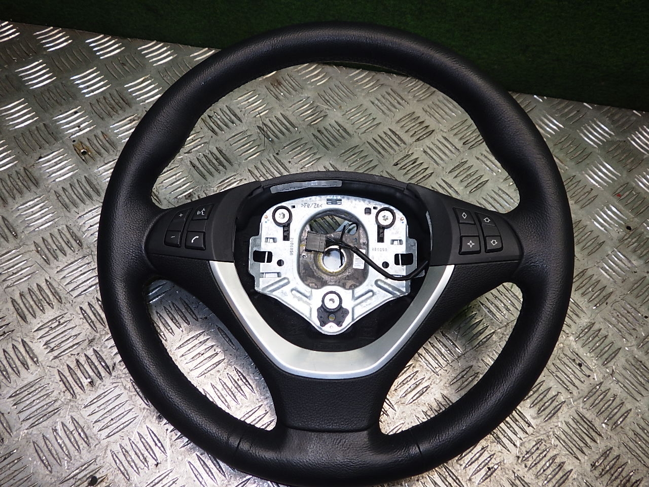 Steering wheel BMW X5 (E70) 3.0 sd BParts