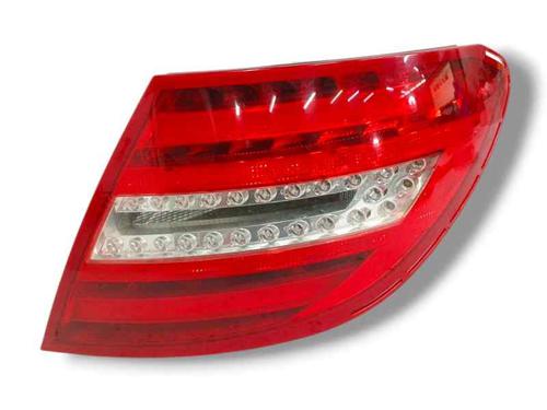 Used Right taillight MERCEDES-BENZ C-CLASS (W204) [2007-2015]  25046817