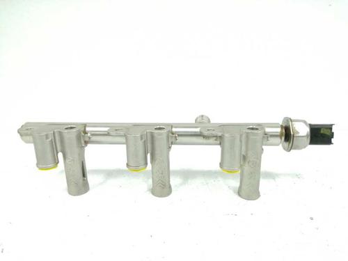 Used Injection rail CITROËN C4 Picasso II 1.2 THP 130 (130 hp) 9306717