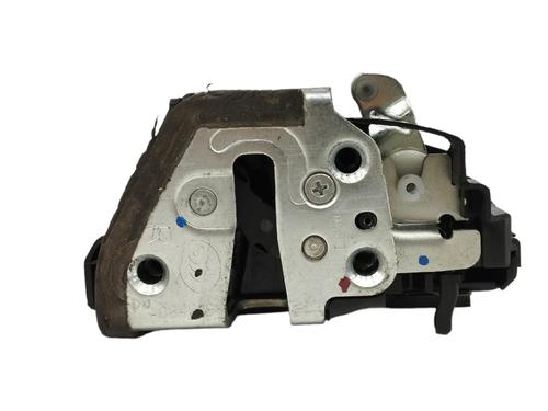 Used Rear right lock TOYOTA AURIS Estate (_E18_) 1.8 Hybrid (ZWE186_, ZWE186R, ZWE186H) (136 hp) 17028765