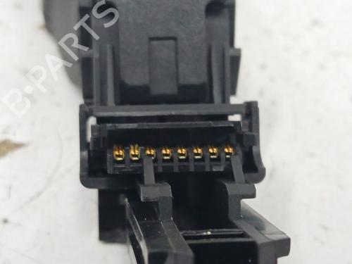 Steering wheel controls PEUGEOT 3008 II SUV (MC_, MR_, MJ_, M4_) Hybrid | BP29924478E15