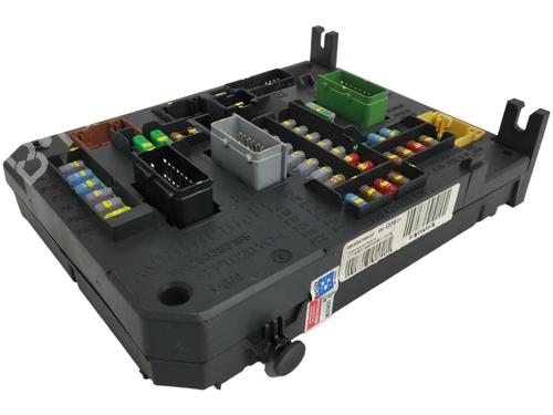 Fuse box CITROËN C4 Picasso II | BP16570155E1