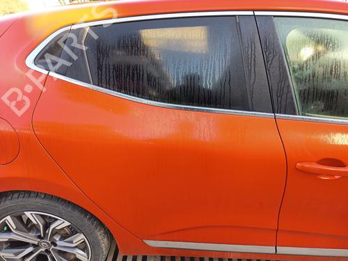 Used Right rear door RENAULT CLIO V (B7_) 1.3 TCe 130 (B7MF) (131 hp) 31754345