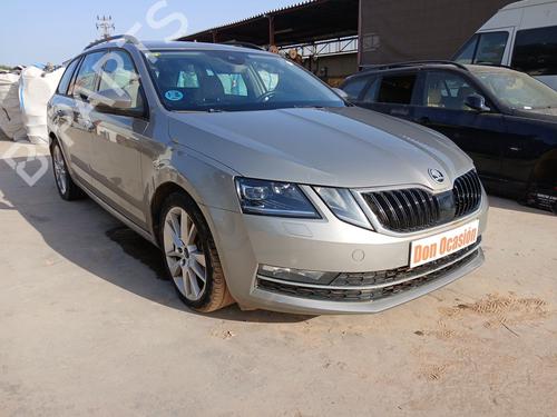 Gebruikte SKODA OCTAVIA III Combi (5E5, 5E6) 2.0 TDI 4770363 Onderdelen