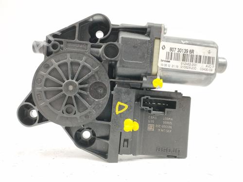 BP10676280E20 main image