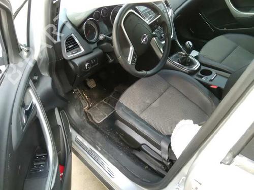 Zekeringkast OPEL ASTRA J Sports Tourer (P10)  | BP17244056E1 