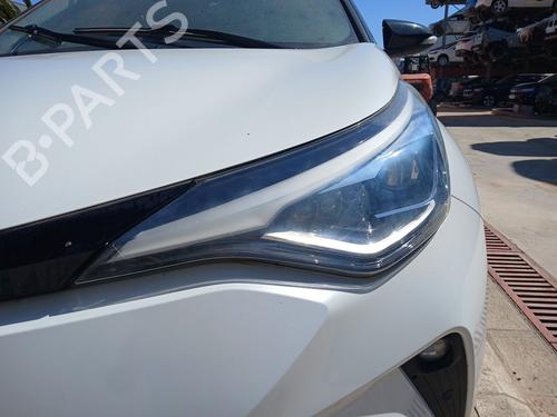 left-headlight-toyota-c-hr-_x1_-2016-33570884 main image