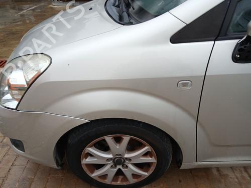 Guarda-lamas esquerdo Guarda-lamas esquerdo TOYOTA COROLLA Verso (ZER_, ZZE12_, R1_) 2.2 D-4D (AUR10_, AUR10R) (136 hp) 32685717 32685717