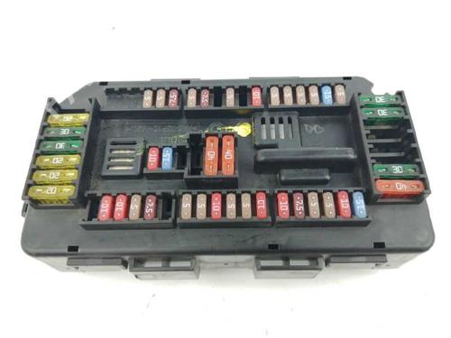 Used Fuse box BMW 1 (F20) 116 i (136 hp) 7561769