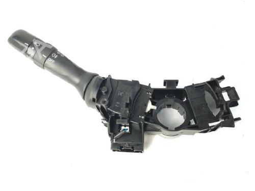 Used Headlight switch TOYOTA YARIS (_P9_) 1.4 D-4D (NLP90_, NLP90R) (90 hp) 8335306