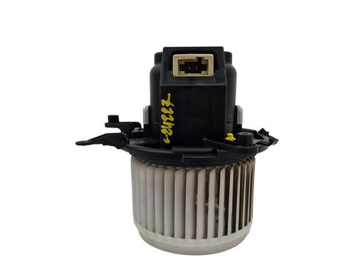 Heater blower motor PEUGEOT 5008 II (MC_, MJ_, MR_, M4_) 1.5 BlueHDi 130 (MCYHZJ, MCYHZR, MCYHZX) | BP10648766M62 