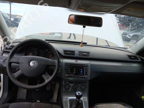 Instrumentbræt Instrumentbræt VW PASSAT B6 (3C2) 2.0 TDI (110 hp) 35776002 35776002