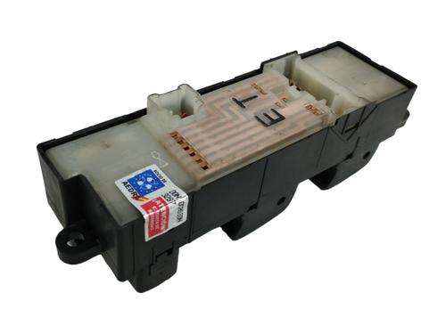 Left front window switch NISSAN X-TRAIL I (T30) 2.2 dCi | BP16730297I27