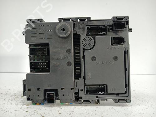 Used Fuse box Fuse box 38061449 38061449