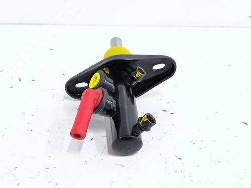 Used Brake master cylinder Brake master cylinder 38065191 38065191